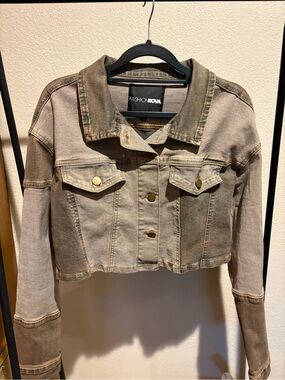 Fashion Nova Women's Cropped Distressed Denim Jacket